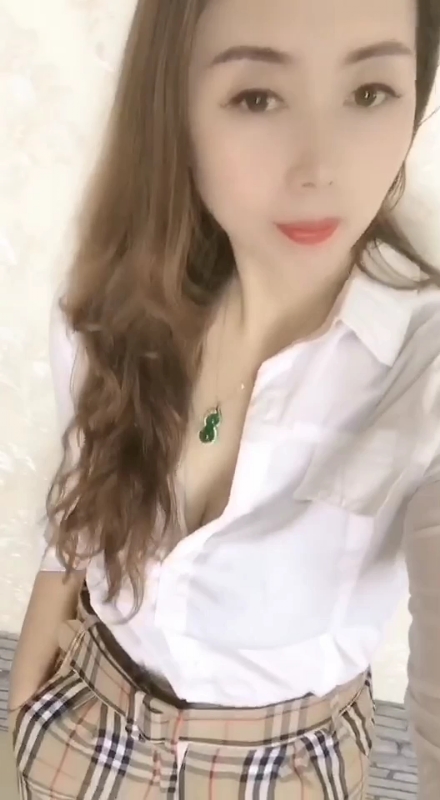 雨蝶的第一张照片--南通相亲服务中心