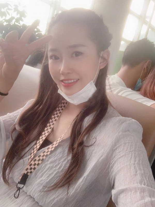 宁乙的第二张照片--南通相亲服务中心