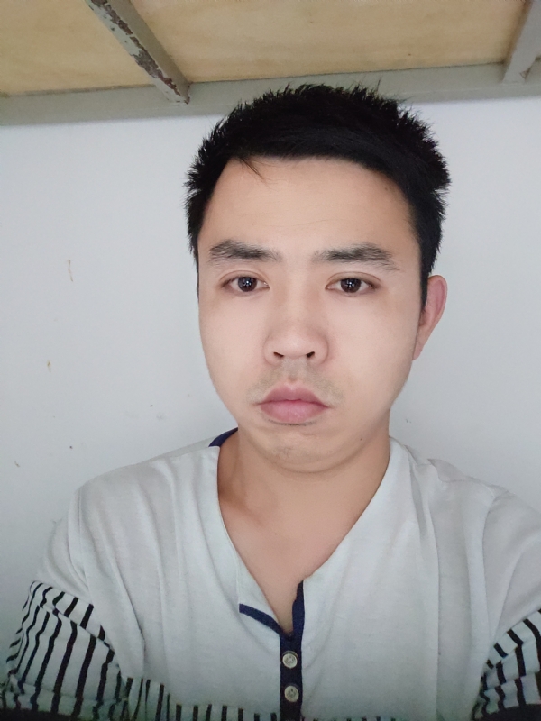 老男孩的第一张照片--南通相亲服务中心