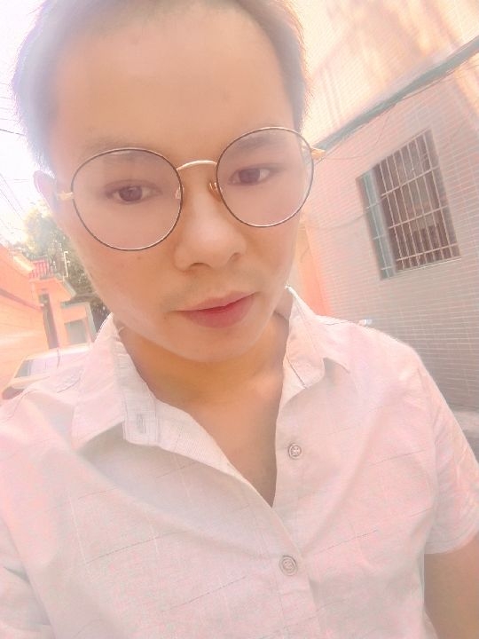 楠呐的第四张照片--南通相亲服务中心