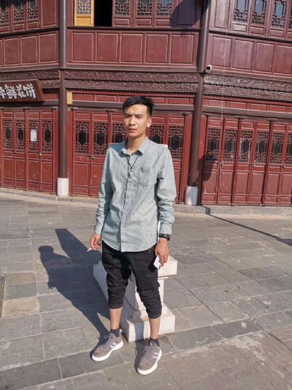 刘方的第一张照片--南通相亲服务中心