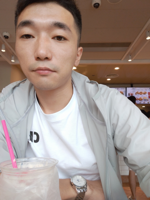 须臾数年的第四张照片--南通相亲服务中心