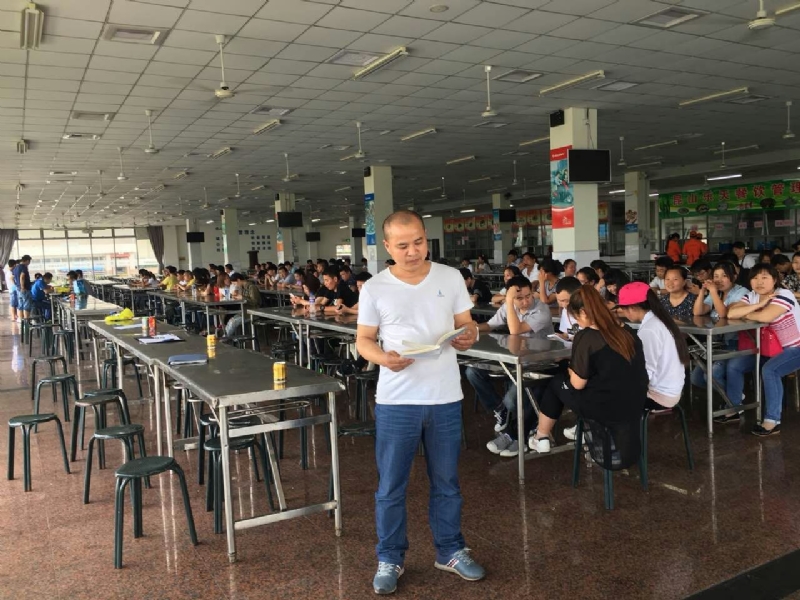 人在旅途的第二张照片--南通相亲服务中心