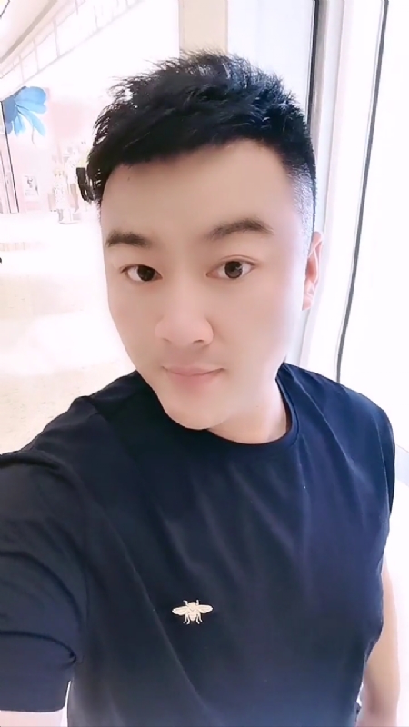 微风徐徐的第二张照片--南通相亲服务中心