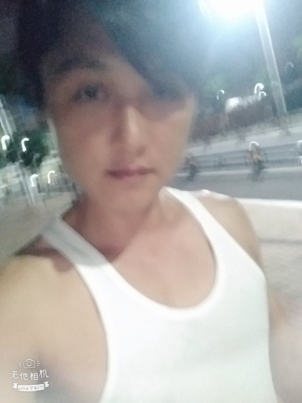 弟弟的第一张照片--南通相亲服务中心