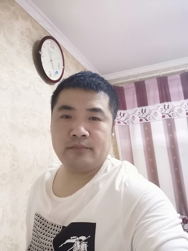 爱你的眼睛的第一张照片--南通相亲服务中心