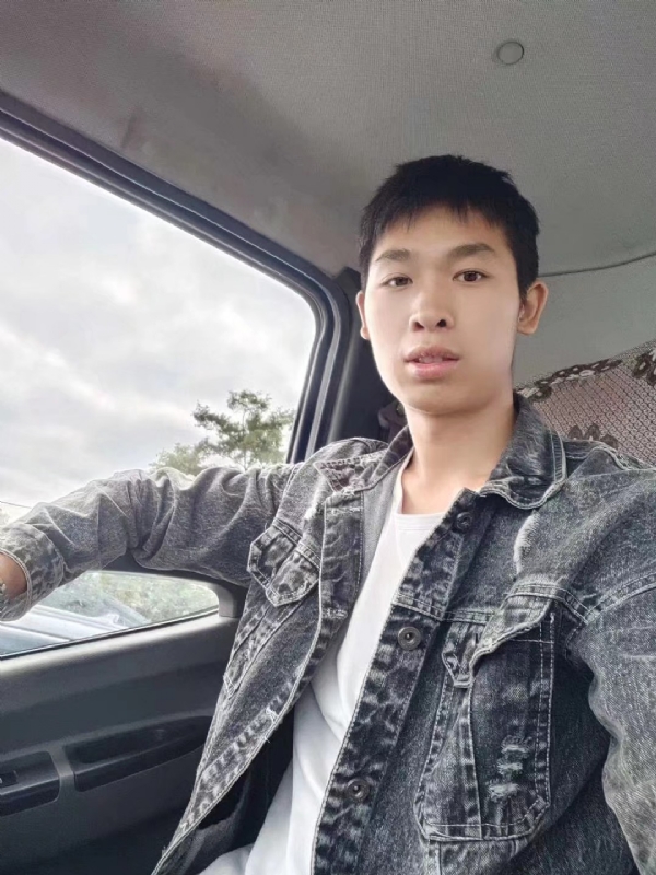 康康的第一张照片--南通相亲服务中心