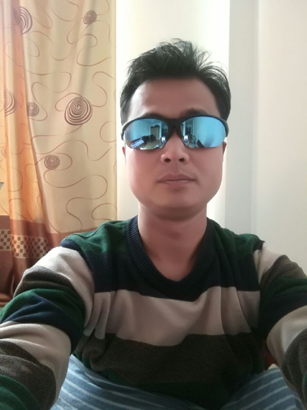 上岸天子的第二张照片--南通相亲服务中心