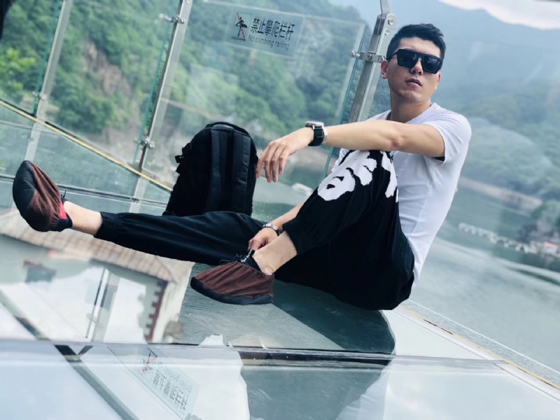 庄周梦蝶的第一张照片--南通相亲服务中心