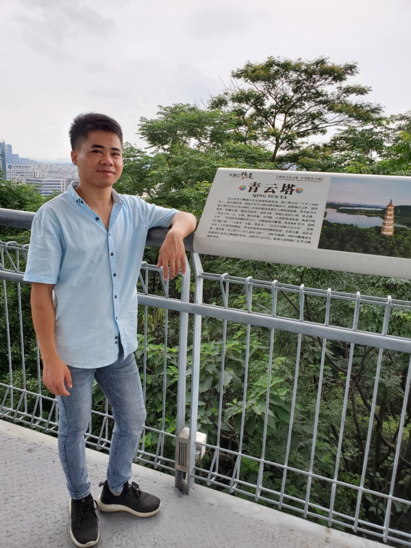 尚德的第一张照片--南通相亲服务中心