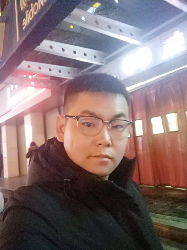 杜跃龙的第二张照片--南通相亲服务中心