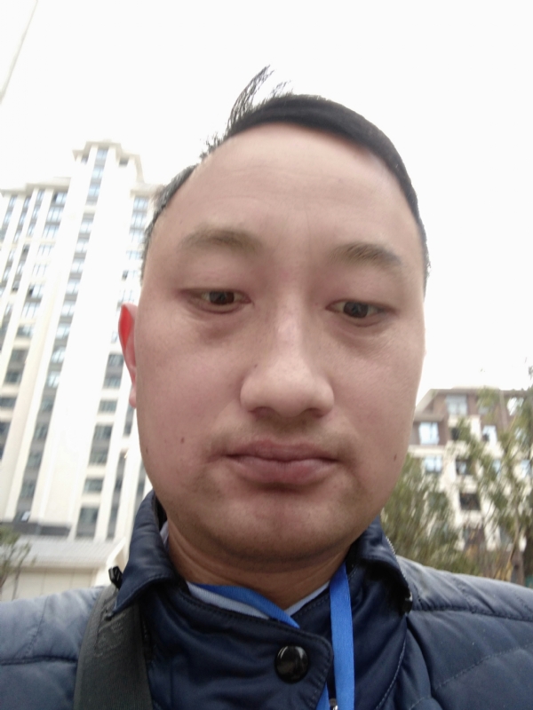 老男人的第一张照片--南通相亲服务中心