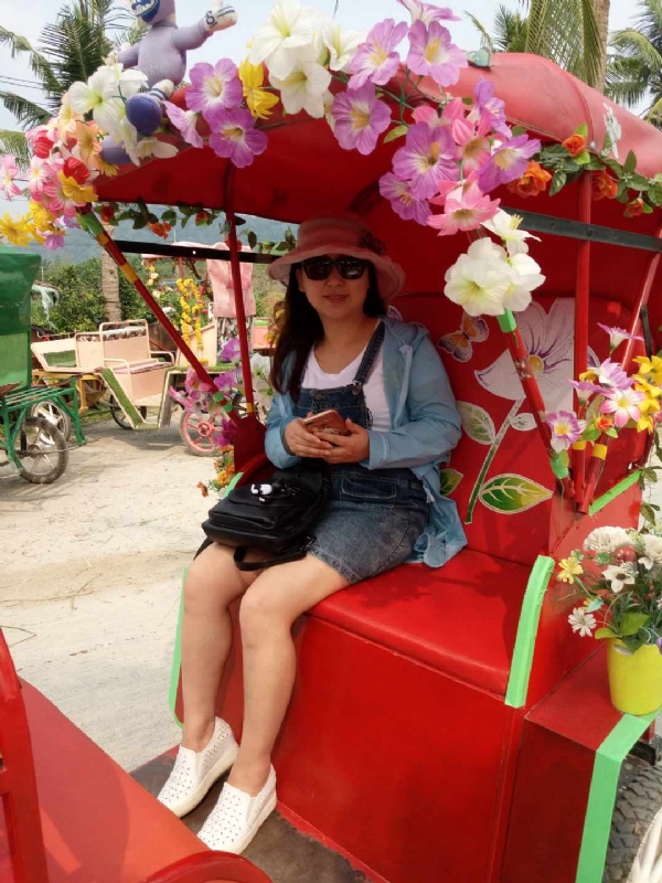 雨纷纷的第一张照片--南通相亲服务中心