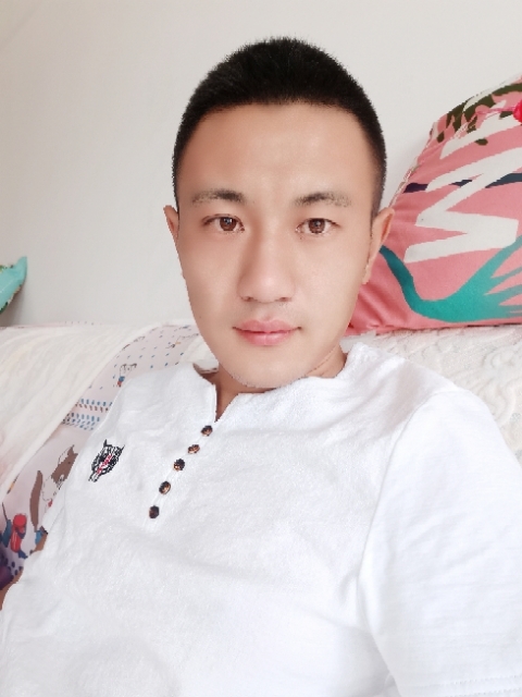 海阔天空的第一张照片--南通相亲服务中心