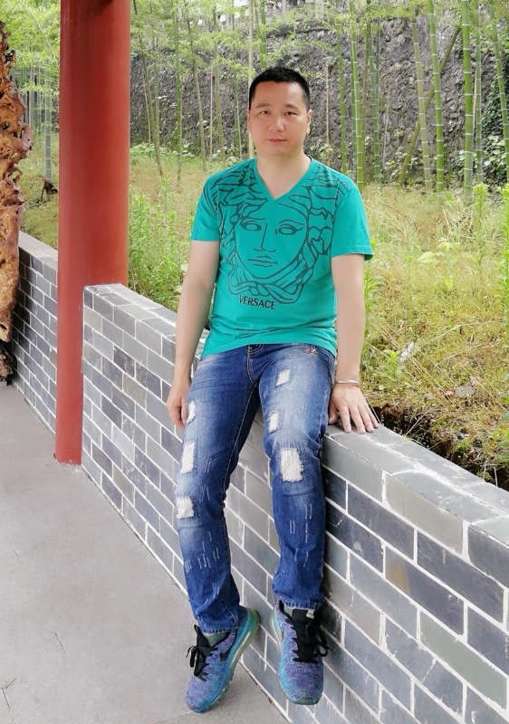 缘分不易的第一张照片--南通相亲服务中心