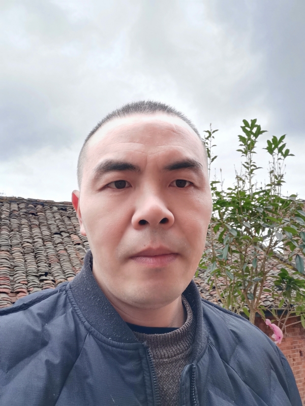 无悔的第一张照片--南通相亲服务中心