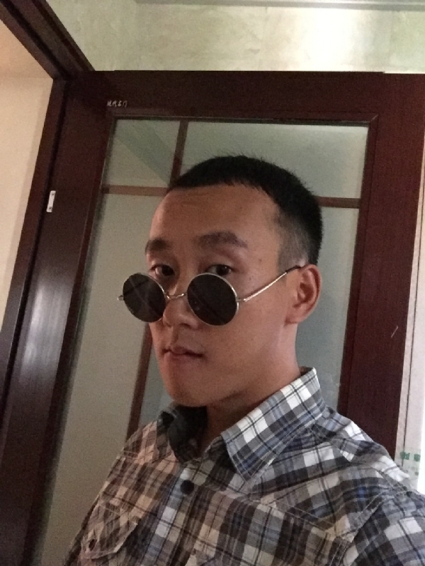 悲喜的第一张照片--南通相亲服务中心