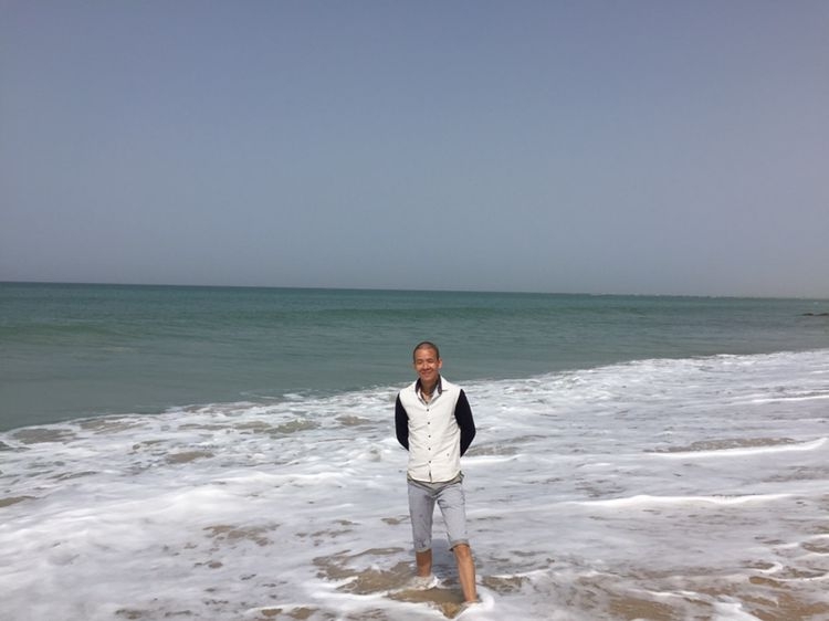 文字的忧伤的第一张照片--南通相亲服务中心