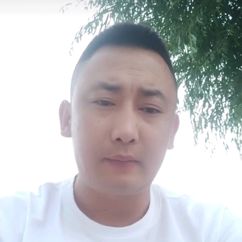 潇洒的第一张照片--南通相亲服务中心