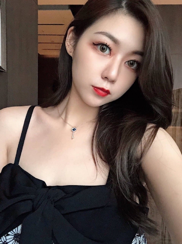 半度微涼的第二张照片--南通相亲服务中心