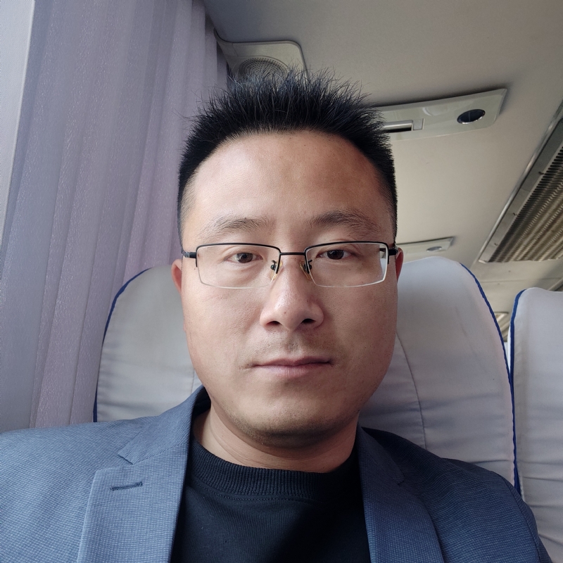 桑业挺的第一张照片--南通相亲服务中心