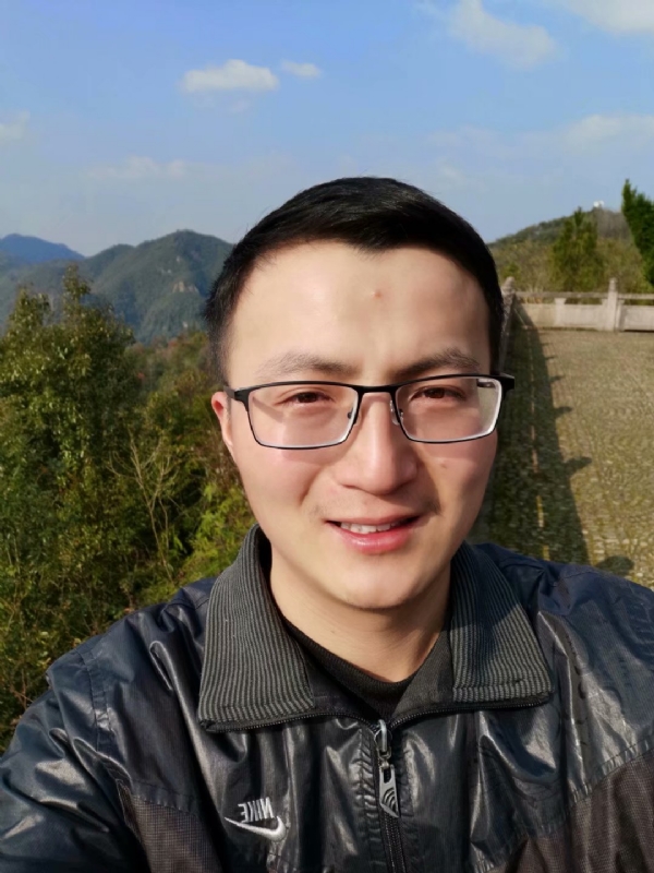 杨先生的第一张照片--南通相亲服务中心