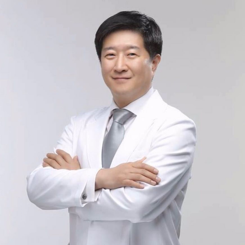 王伟的第一张照片--南通相亲服务中心