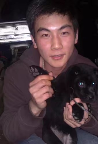 蜡笔小新的第四张照片--南通相亲服务中心