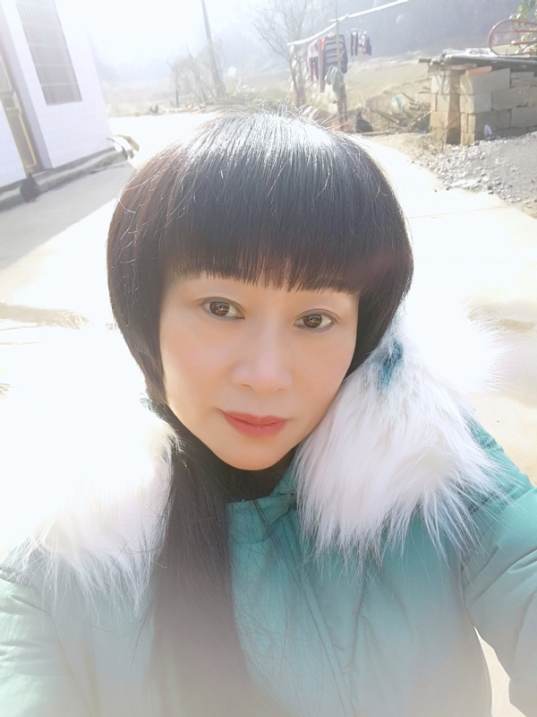 金鱼儿的第一张照片--南通相亲服务中心