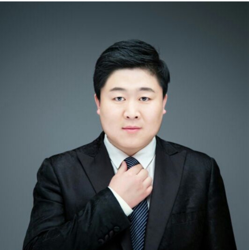 迷途小书童的第一张照片--南通相亲服务中心