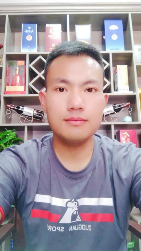 钱乾的第一张照片--南通相亲服务中心