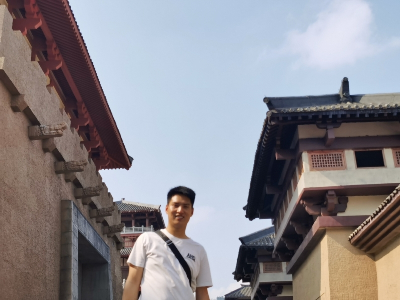 咸鱼不闲的第二张照片--南通相亲服务中心