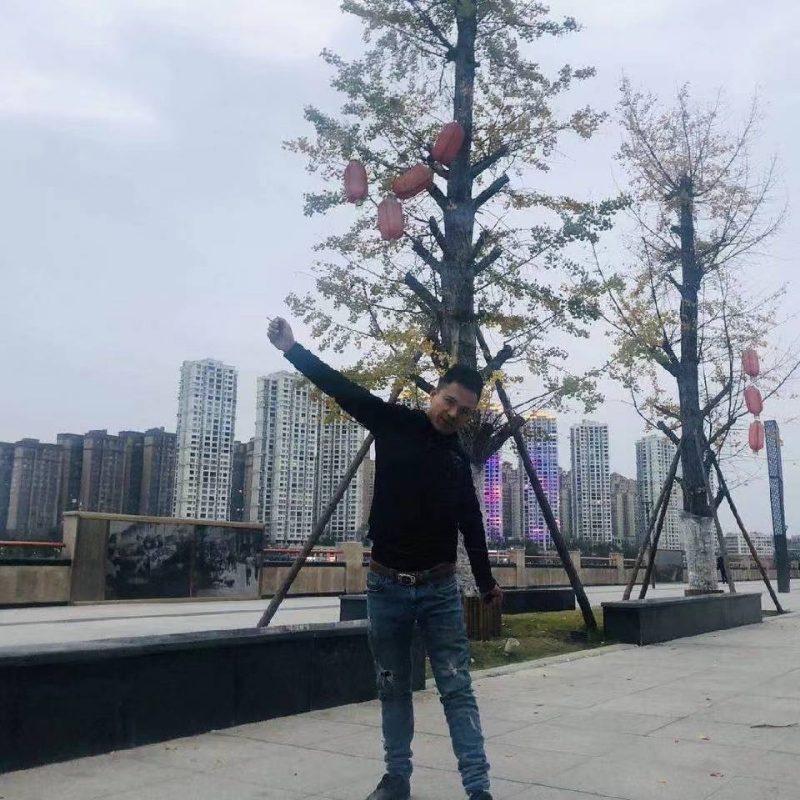 空空的房间的第一张照片--南通相亲服务中心