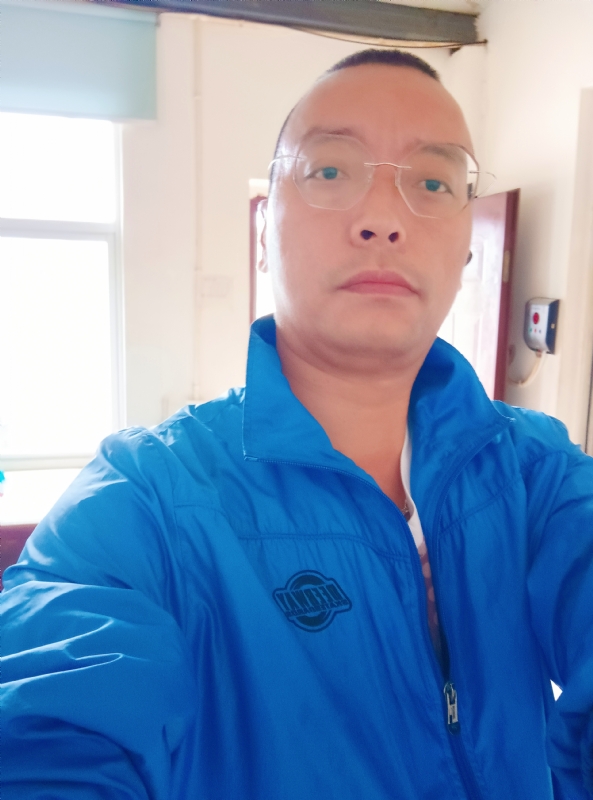 通海混混的第一张照片--南通相亲服务中心