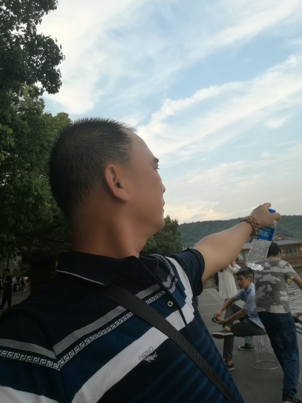 木子五的第四张照片--南通相亲服务中心