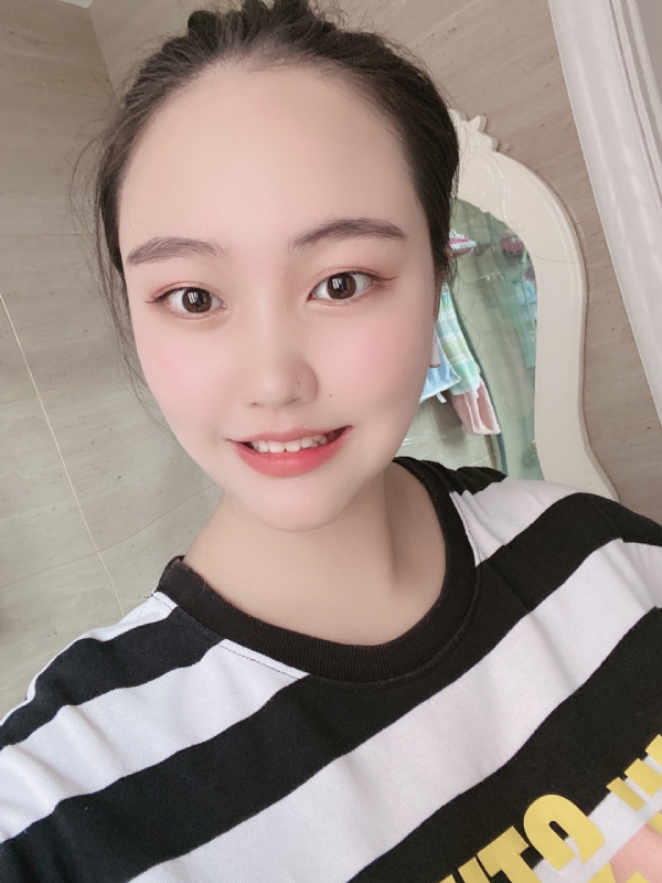 灵儿的第二张照片--南通相亲服务中心