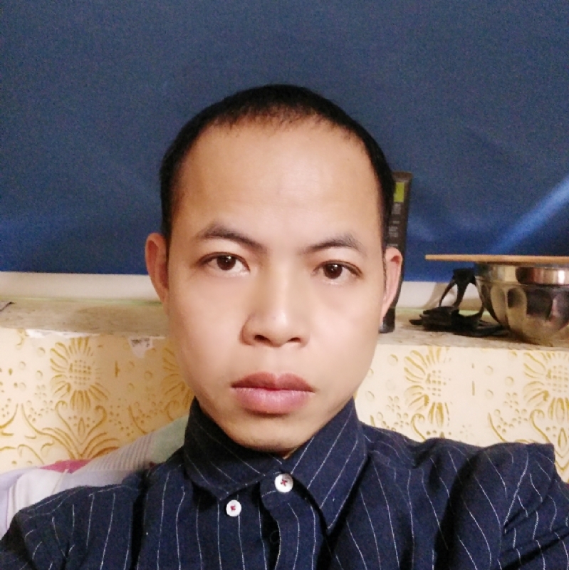 男儿当自强的第一张照片--南通相亲服务中心