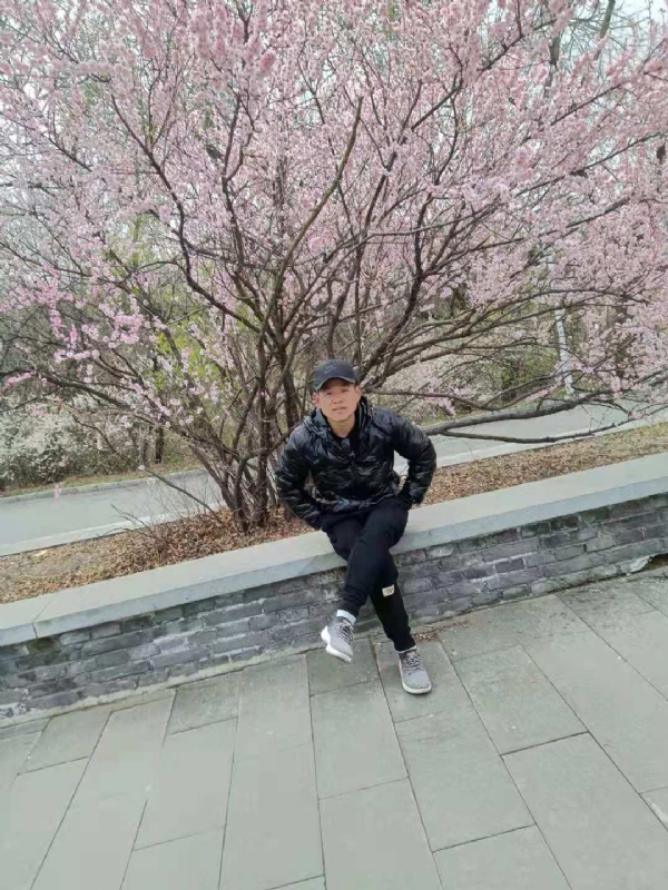 寻找幸福的第一张照片--南通相亲服务中心