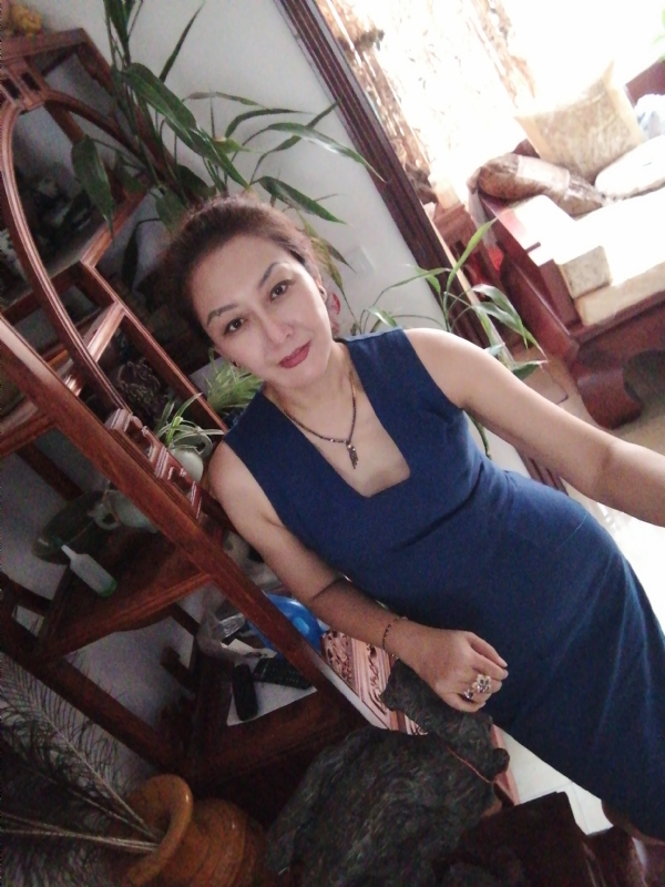 1975珠砂痣的第二张照片--南通相亲服务中心