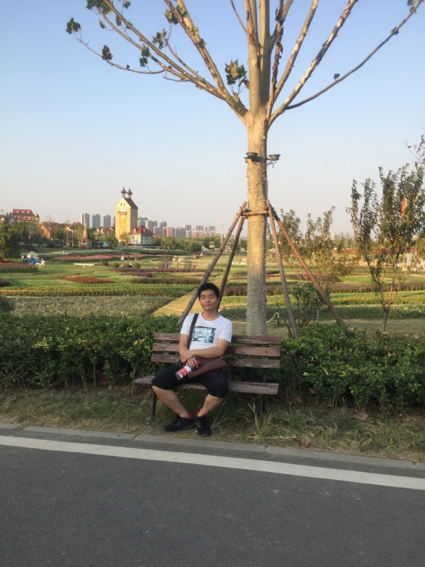 大鹏的第一张照片--南通相亲服务中心