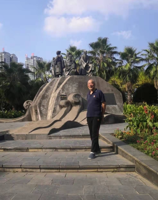 笨笨男的第一张照片--南通相亲服务中心