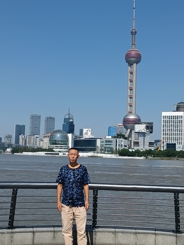 伪装浪漫的第一张照片--南通相亲服务中心