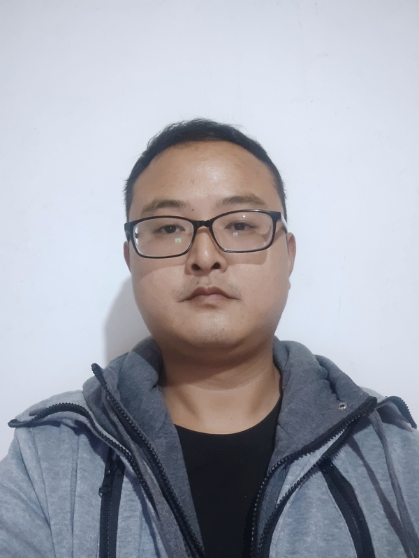 爱在一瞬间的第一张照片--南通相亲服务中心