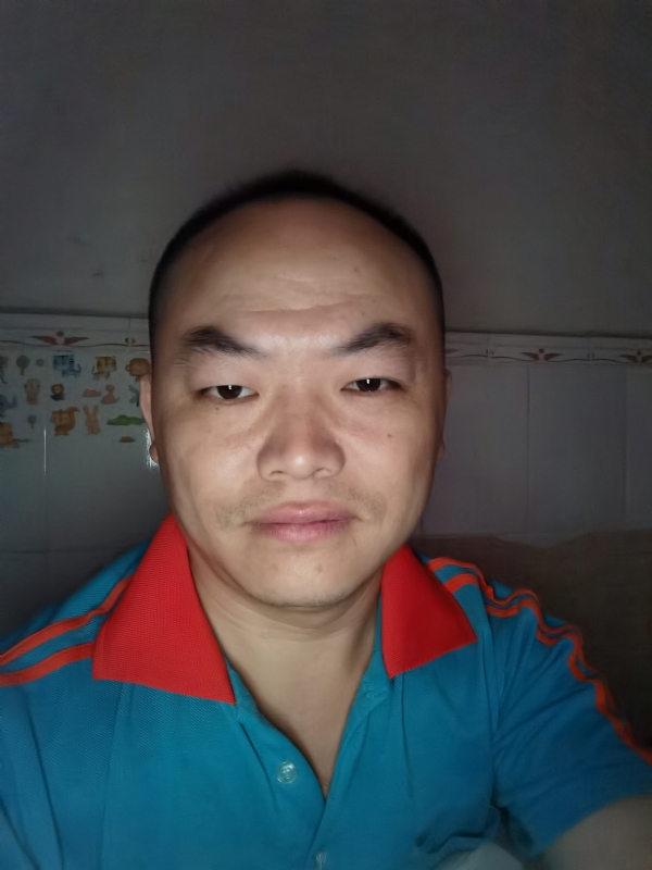 与子携老的第二张照片--南通相亲服务中心