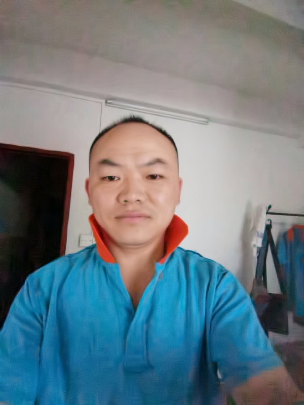 与子携老的第五张照片--南通相亲服务中心