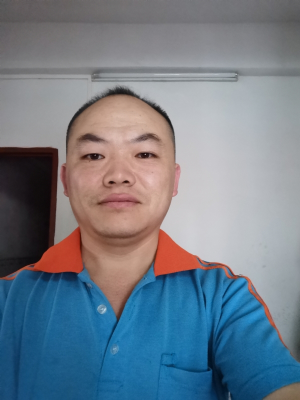 与子携老的第六张照片--南通相亲服务中心