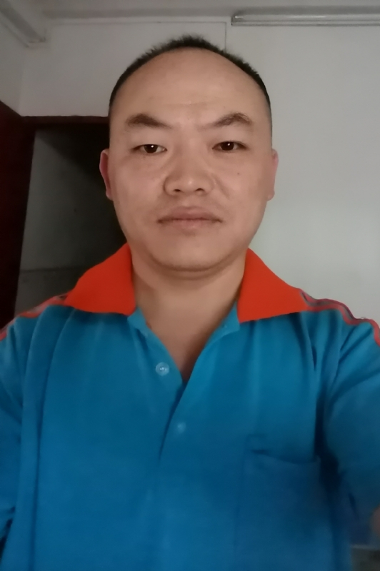 与子携老的第八张照片--南通相亲服务中心