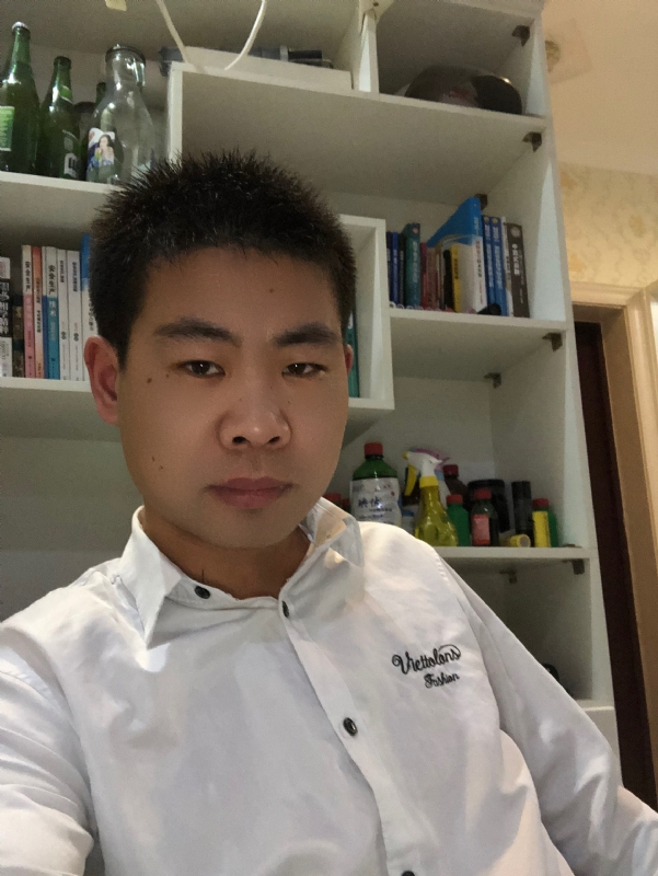 取经年的第二张照片--南通相亲服务中心