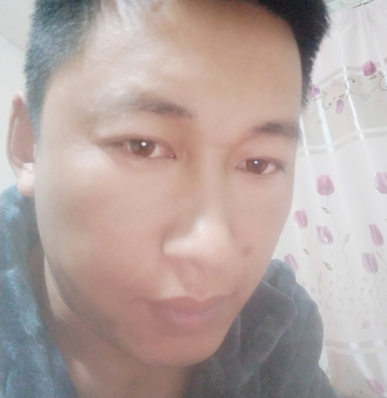 龙玉石缘的第一张照片--南通相亲服务中心