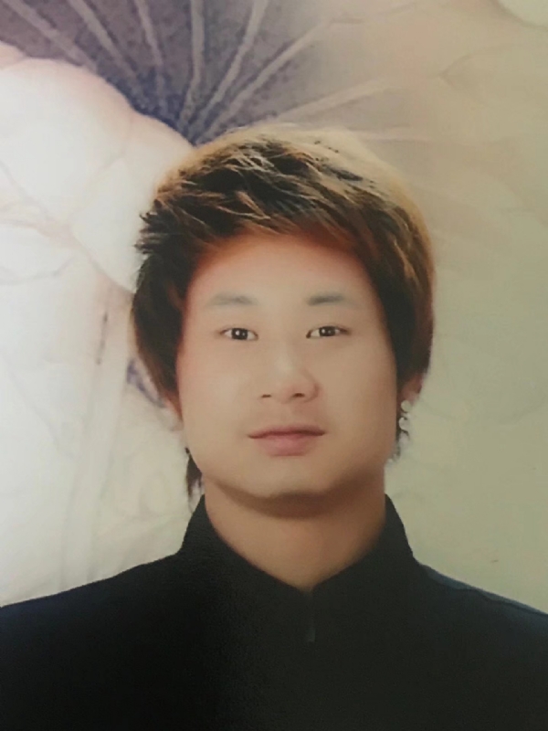 咮辛的第一张照片--南通相亲服务中心